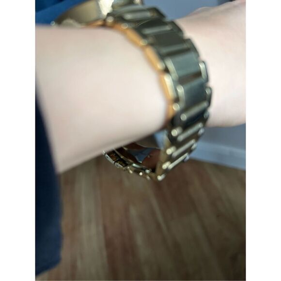 Michael Kors gold watch mk5701 - Picture 5 of 5